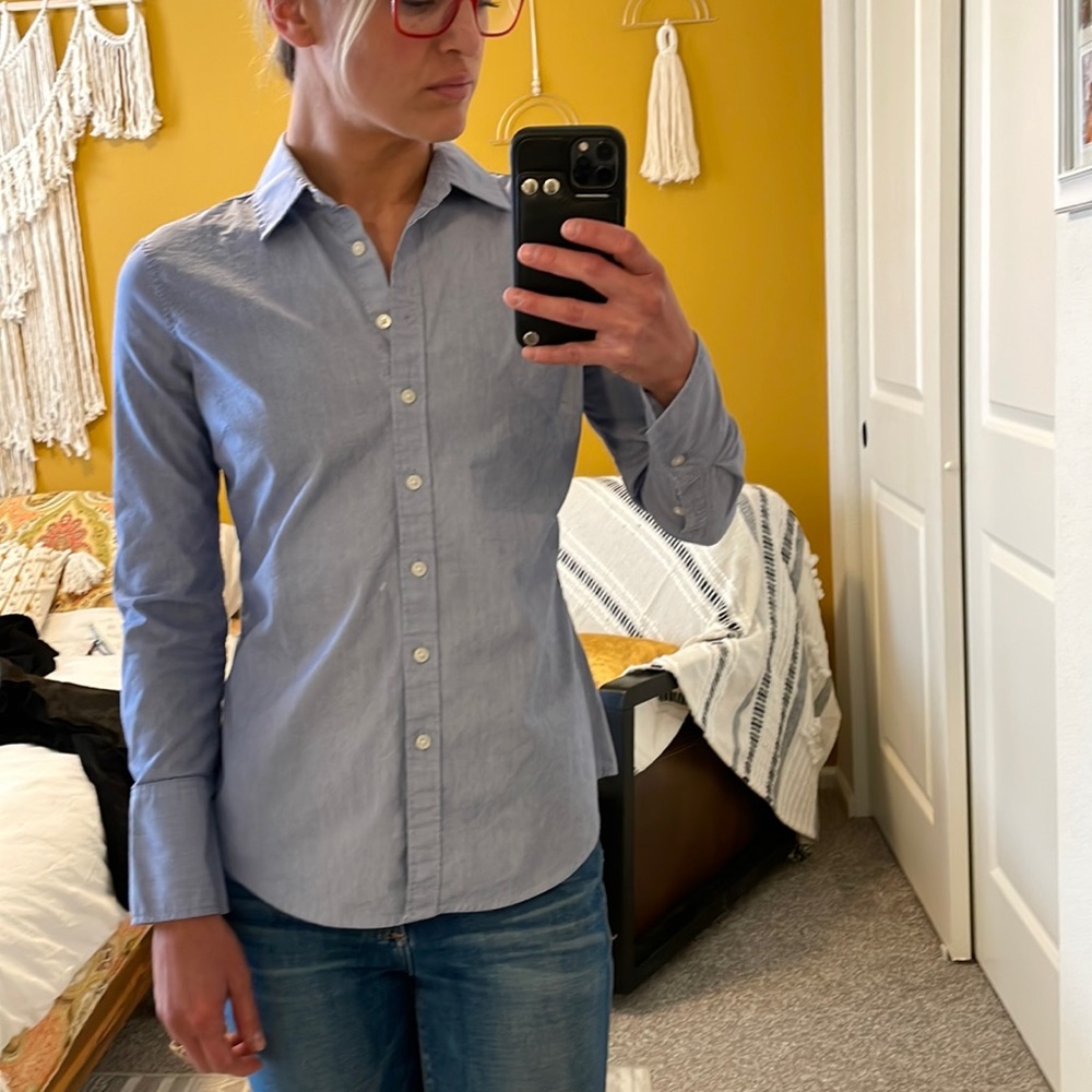 Set of two Banana Republic Riley Tailored Fit Button Down Shirts